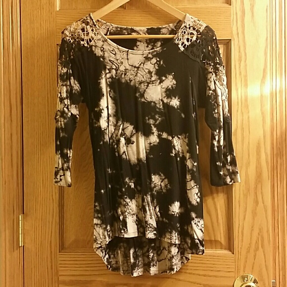 Black & Cream tie-dye - Picture 1 of 1