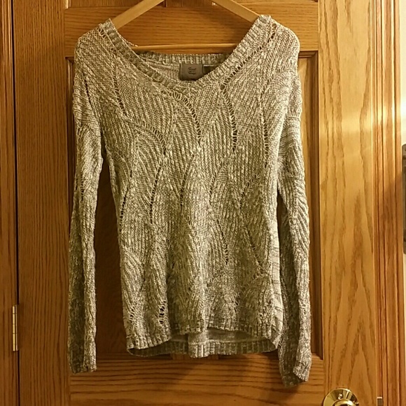 Sweater - Picture 1 of 1