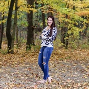 Meet your Posher, Emily