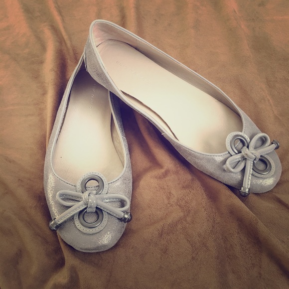 Elie Tahari Ballet Flats