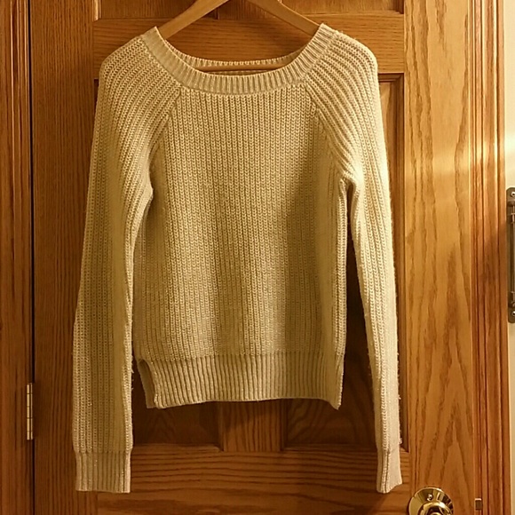 Sweater - Picture 1 of 2