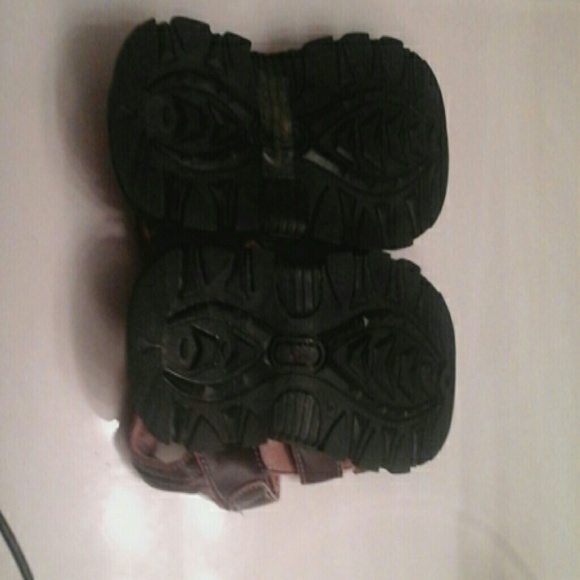 Shoes - Picture 2 of 4