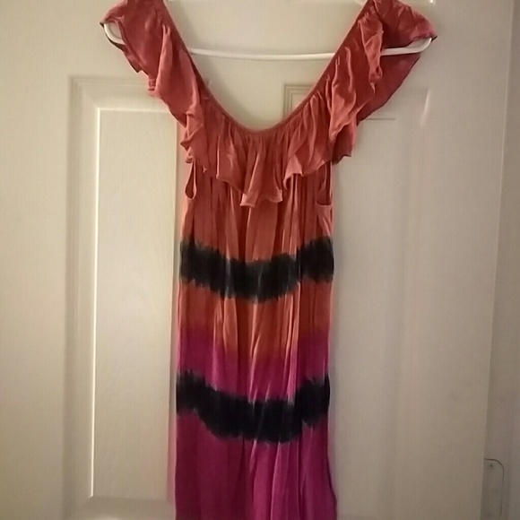Super cute Tie dye ruffle tank - Picture 1 of 2