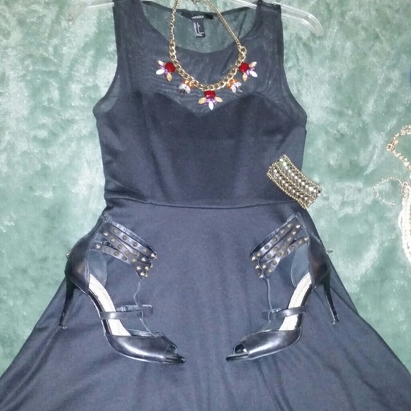 Black dress