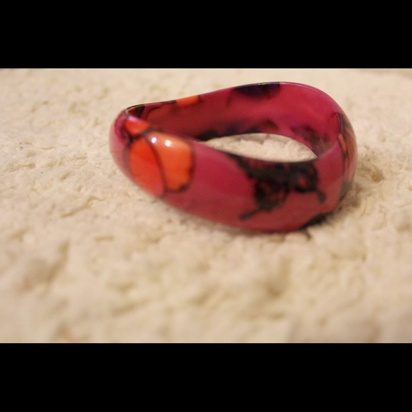 Pink floral bracelet 🐳