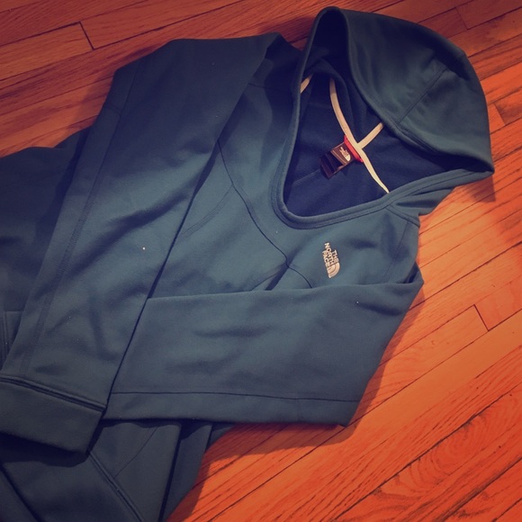 North face scoop neck hoodie
