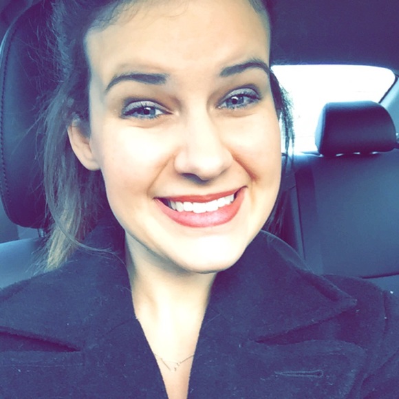 Meet your Posher, Meredith - Picture 1 of 1