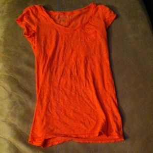 Aéropostale peach colored shirt
