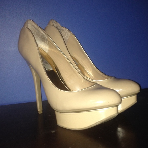Jennifer Lopez Shoes - Jennifer Lopez high heel shoes