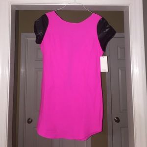 Tobi Shift dress w/ leather sleeves