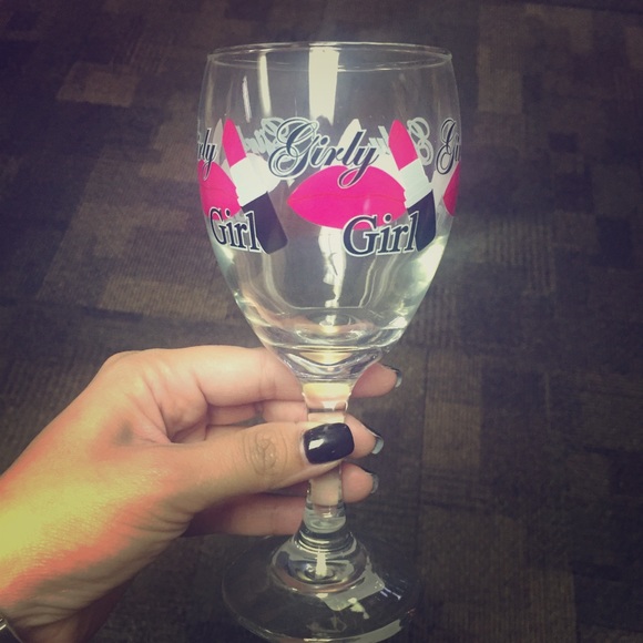 Wine glasses set of 3