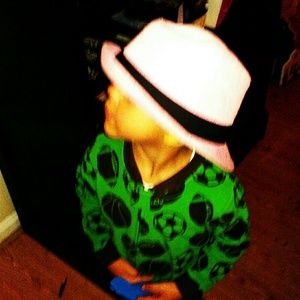 Meet your Posher, Billie