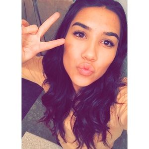 Meet your Posher, Annie