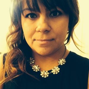 Meet your Posher, Nelly