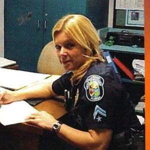 Meet your Posher, Cyndi