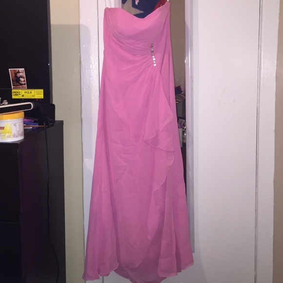 Dress for prom or sweet 16. - Picture 1 of 3