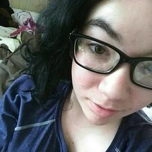 Meet your Posher, Raegan