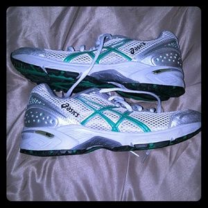 Asics womens running shoes
