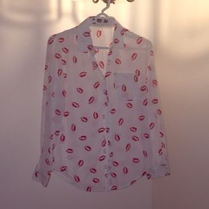 😍❤️SUPER CUTE BLOUSE