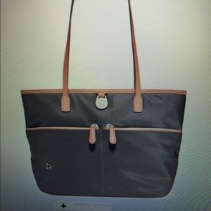 Michael Kors medium tote Kempton handbag black.