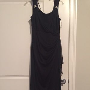 Elegant Black Evening Gown with Jeweled Accents