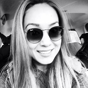 Meet your Posher, Brenda