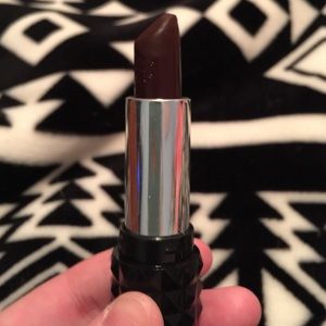 kat von d vampira lipstick