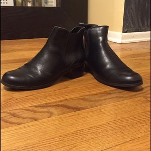 Chelsea heeled boots