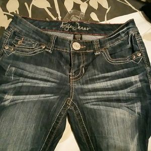 Ariya jeans