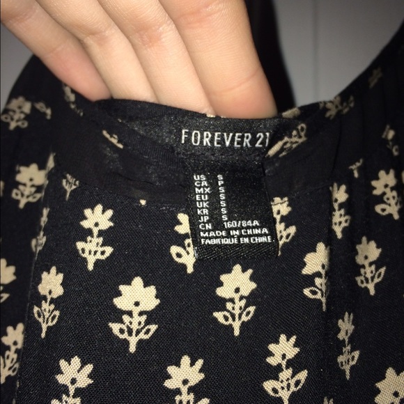 forever 21 black floral dress - Picture 4 of 4