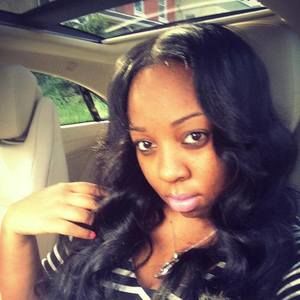 Meet your Posher, Danielle