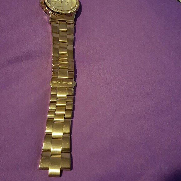 MK Watch - Picture 2 of 4