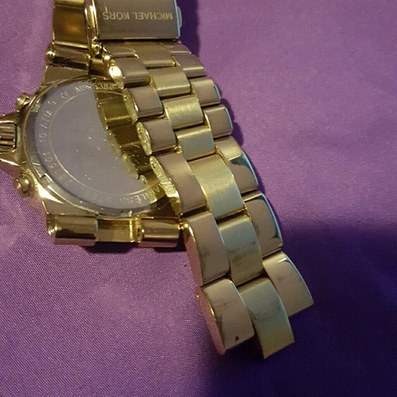 MK Watch - Picture 4 of 4