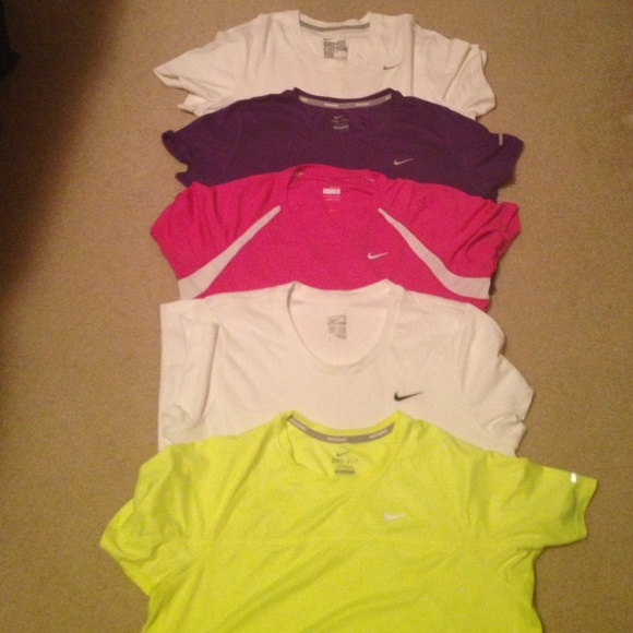 Nike Short Sleeve T-Shirt Bundle women's Large
