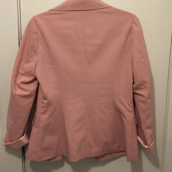 Pink blazer!! - Picture 2 of 4