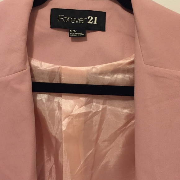 Pink blazer!! - Picture 3 of 4