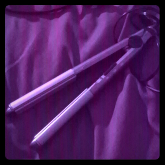 Straightener