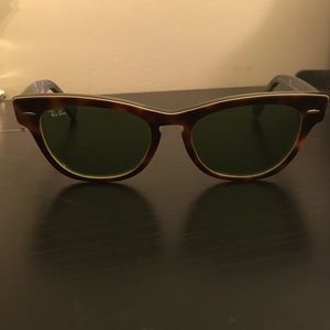 Ray bans *limited edition* (price negotiable)