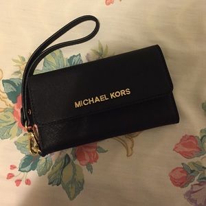 Michael Kors Wristlet