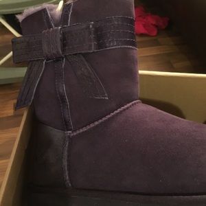 Uggs purple almost new