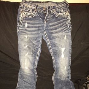 Super cute silver jeans 🙌🏼