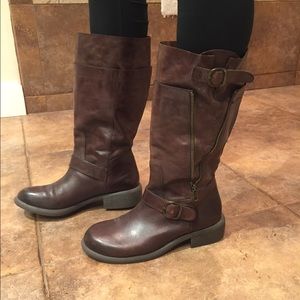 Jessica Simpson brown boots Size 8