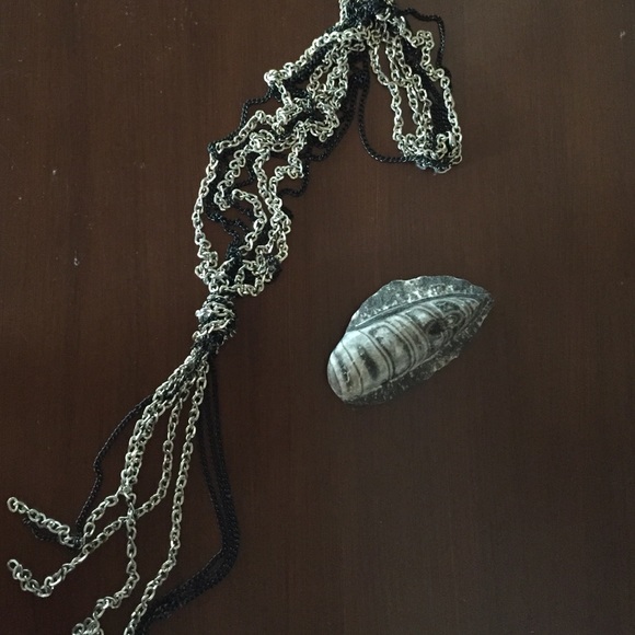 ✖️SOLD✖️ Silver & Black Chain KNOTTED NECKLACE
