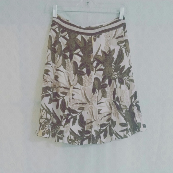 Ann Taylor lightly used skirt