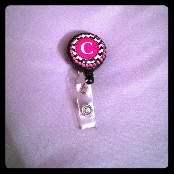 ID/badge clip - Picture 1 of 1