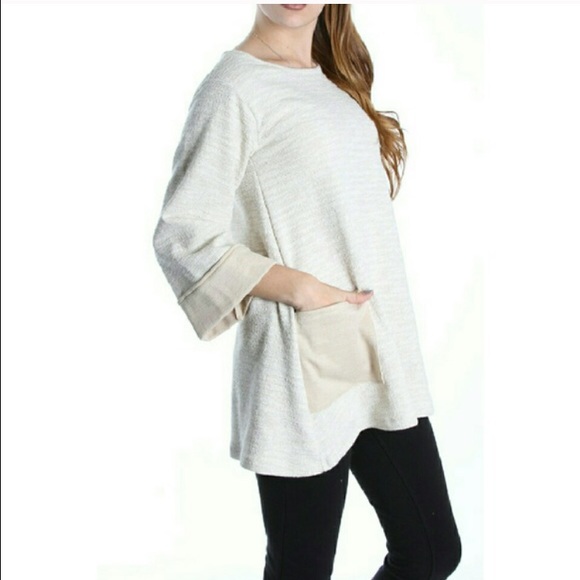 Color Contrast Tunic - Picture 3 of 4