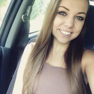 Meet your Posher, Celia