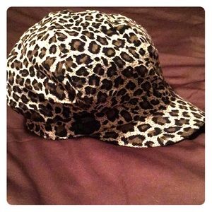 Dress up/dress down hat