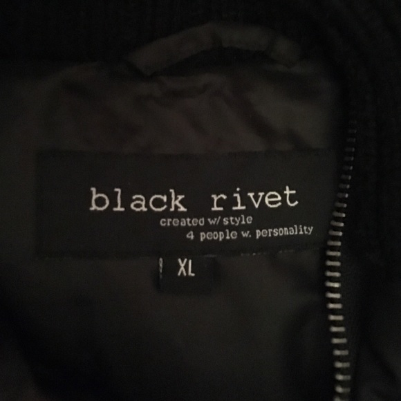 Heavy jacket - Picture 3 of 3