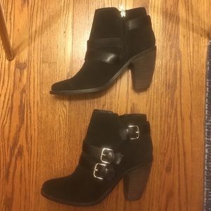 NWT Dolce Vita Black Boots - Size 7 - Adorable!
